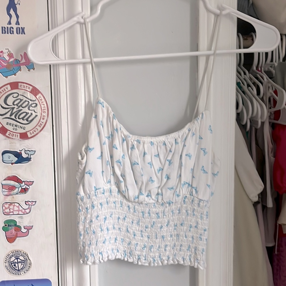 this tank top is from pacsun only wore once in very good condition